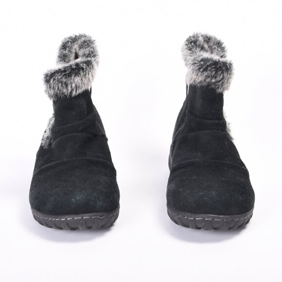 Khombu Lindsey Black Suede Buckle  Bootie Size 8 - Picture 7 of 7